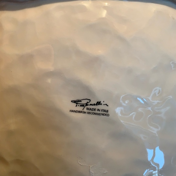 NEW NEVER USED -MADE IN ITALY❤️BEAUTIFUL SERVING BOWL HAND SIGNED. - Picture 4 of 4